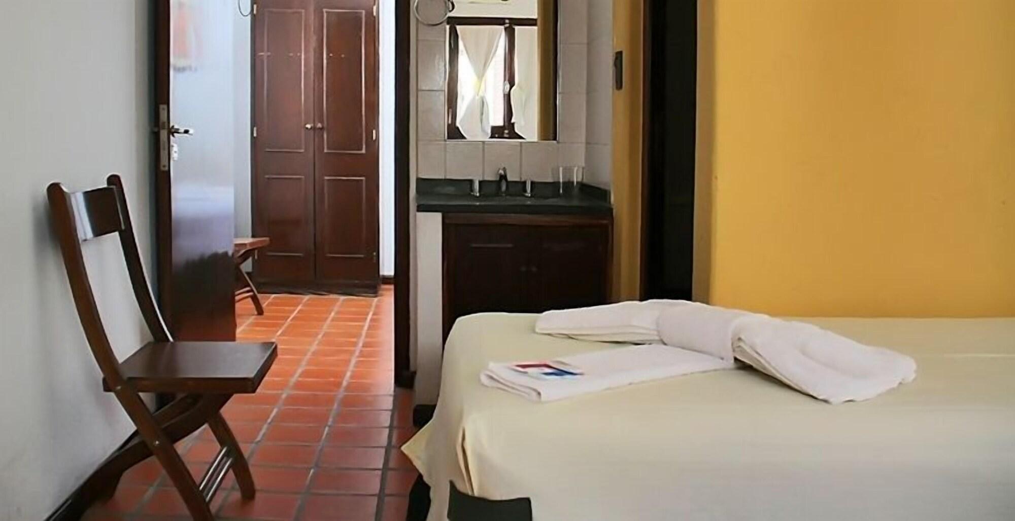 Donna Alda Hotel Salta Esterno foto
