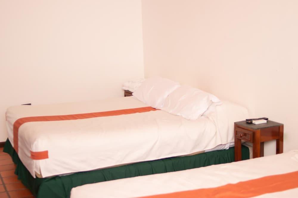 Donna Alda Hotel Salta Esterno foto